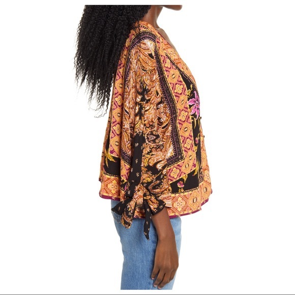 FREE PEOPLE BOHO FLOWY TOP PULLOVER BOHEMIAN PRINT V-NECK BLOUSE A3C - Picture 9 of 16